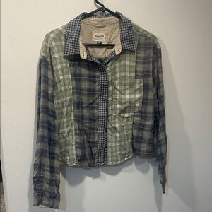 American Eagle Outfitters Multicolor Plaid Crop Flannel